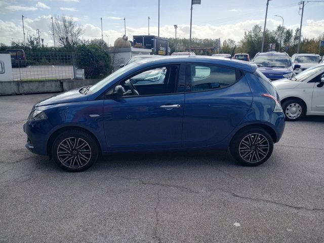 LANCIA Ypsilon 1.0 firefly hybrid gold s&s 70cv