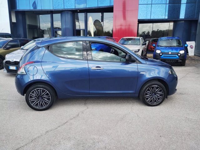 LANCIA Ypsilon 1.0 firefly hybrid gold s&s 70cv