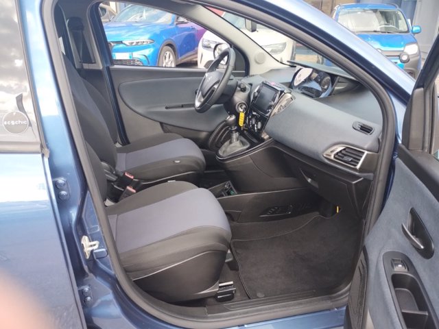 LANCIA Ypsilon 1.0 firefly hybrid gold s&s 70cv