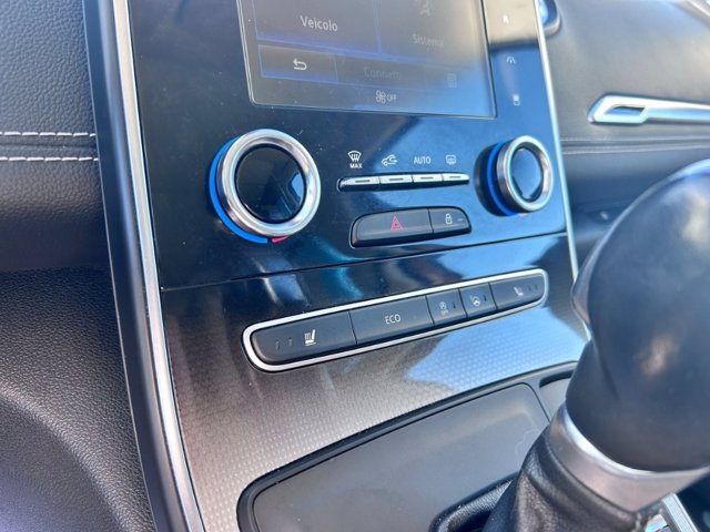 RENAULT Scenic 1.7 blue dci Initiale Paris 120cv