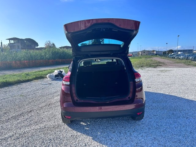 RENAULT Scenic 1.7 blue dci Initiale Paris 120cv