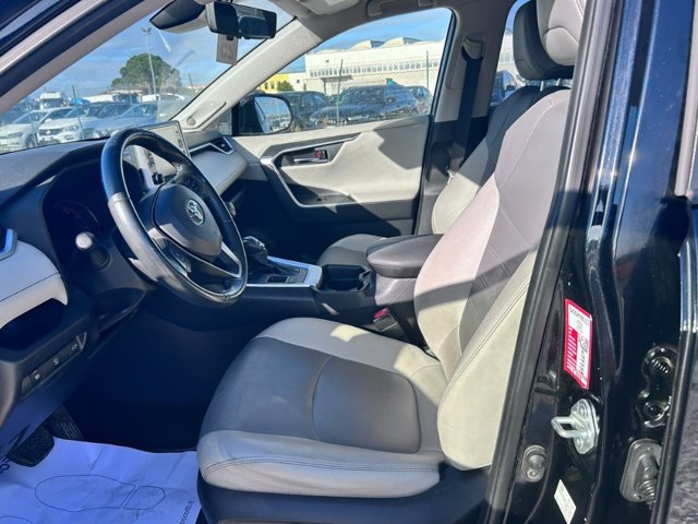 TOYOTA Rav4 2.5 vvt-ie h lounge 2wd 218cv e-cvt