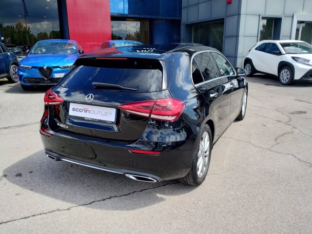 MERCEDES A 180 d sport auto