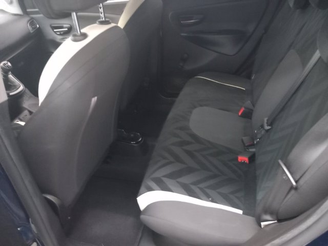 LANCIA Ypsilon 1.2 8v gold s/cl 69cv e6