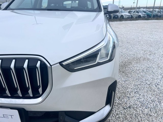 BMW X1 xdrive23d mhev 48v x-line auto