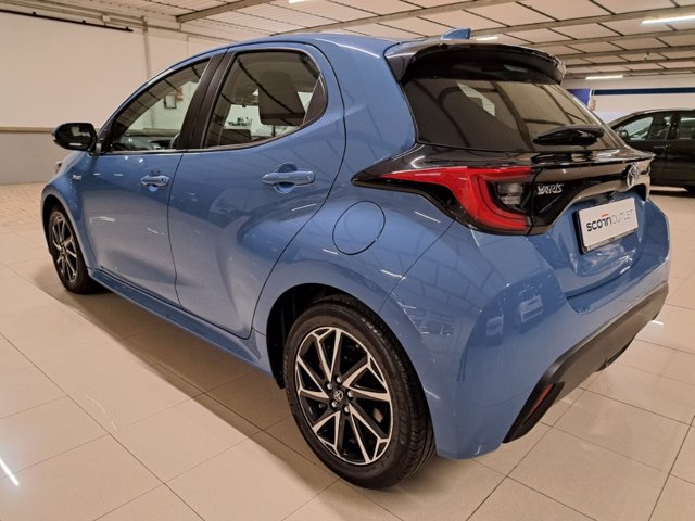 TOYOTA Yaris 1.5h trend