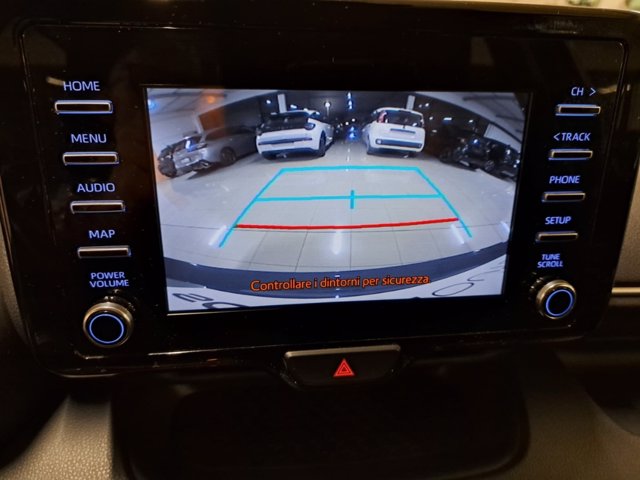 TOYOTA Yaris 1.5h trend