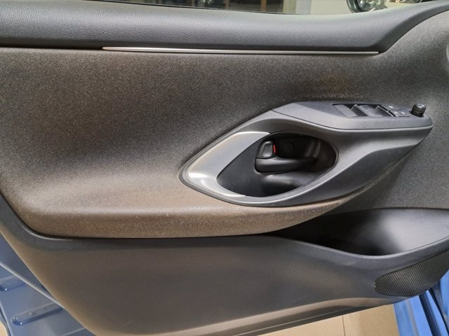 TOYOTA Yaris 1.5h trend