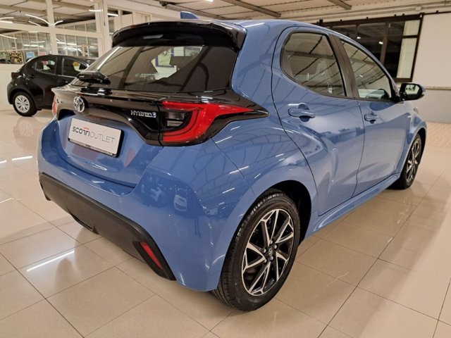 TOYOTA Yaris 1.5h trend