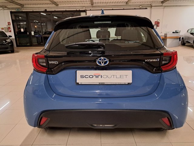 TOYOTA Yaris 1.5h trend