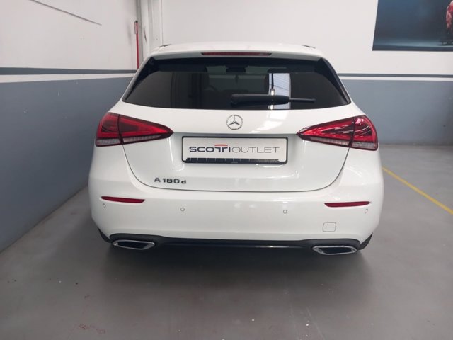 MERCEDES A 180 d sport auto