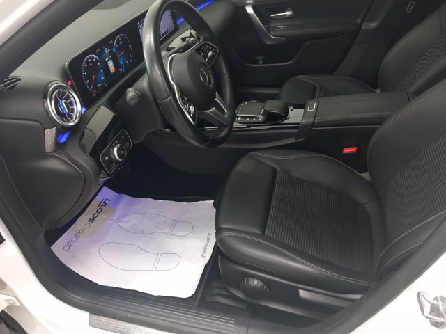 MERCEDES A 180 d sport auto