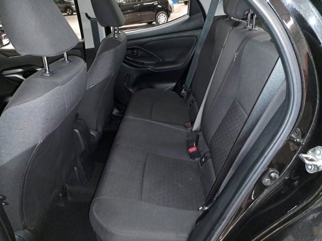 TOYOTA Yaris 1.5h active