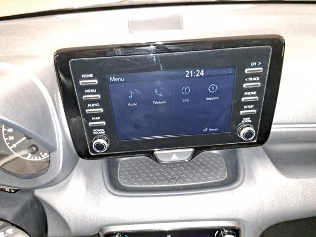 TOYOTA Yaris 1.5h active