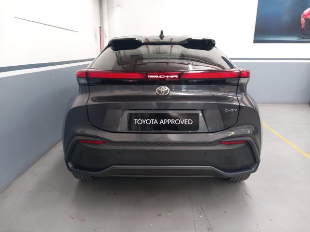 TOYOTA C-HR 1.8 HEV FWD TREND
