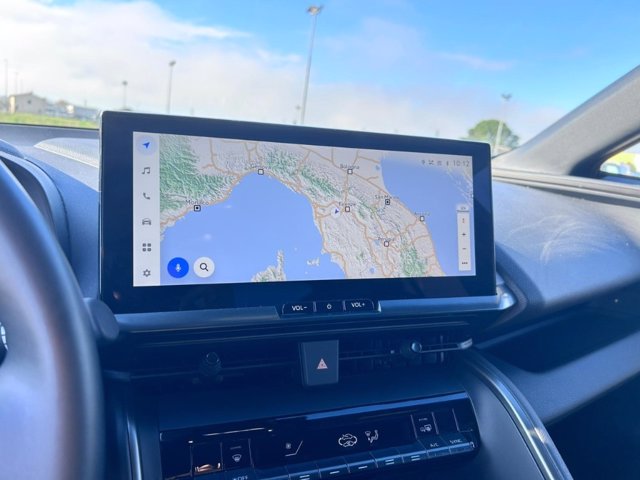 TOYOTA C-HR 1.8 HEV FWD TREND