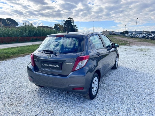 TOYOTA Yaris 1.0 5 porte