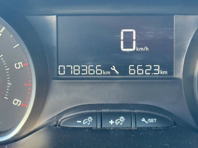 PEUGEOT 2008 1.6 bluehdi active 75cv