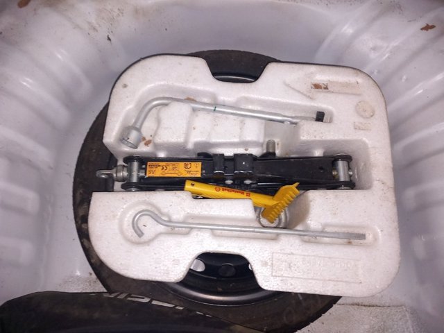 NISSAN Micra 1.2 acenta e6