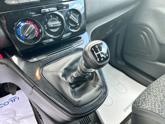 LANCIA Ypsilon 1.0 FireFly 5 porte S&S Hybrid Ecochic Silver