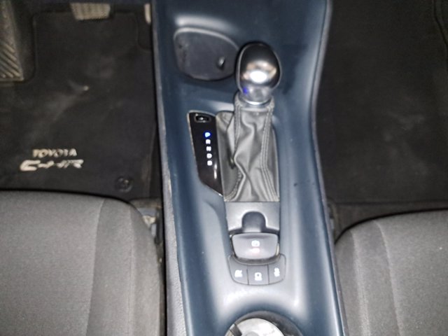 TOYOTA C-hr 1.8h active e-cvt