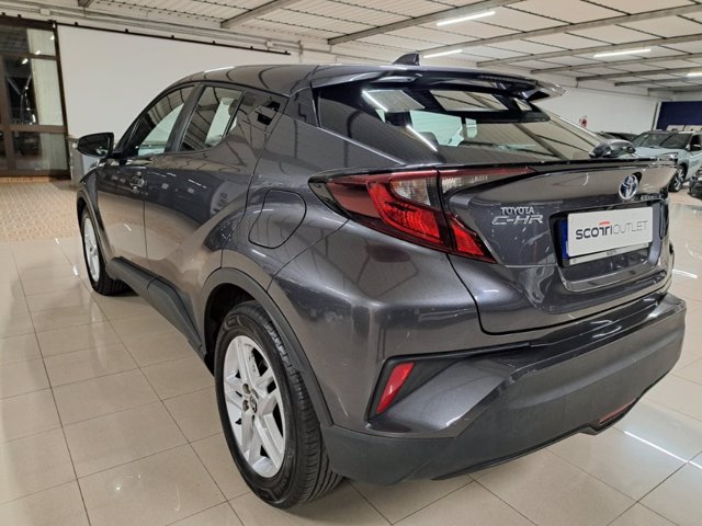 TOYOTA C-hr 1.8h active e-cvt