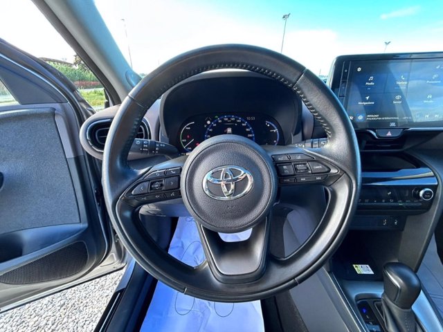 TOYOTA Yaris cross 1.5h lounge fwd 116cv e-cvt