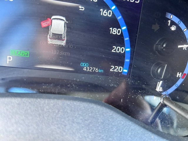 TOYOTA Yaris cross 1.5h lounge fwd 116cv e-cvt