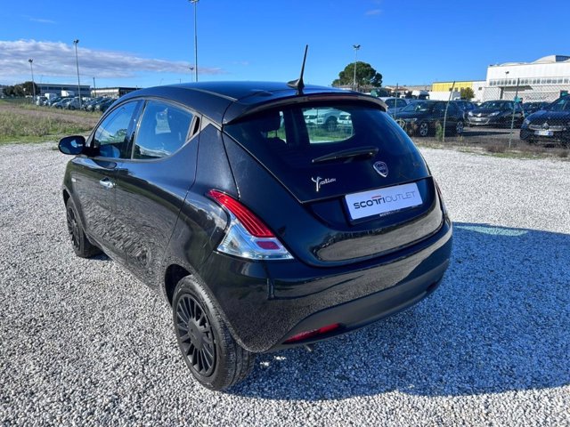 LANCIA Ypsilon 1.0 firefly hybrid silver s&s 70cv