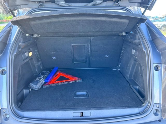 PEUGEOT 3008 1.5 bluehdi active business s&s 130cv eat8