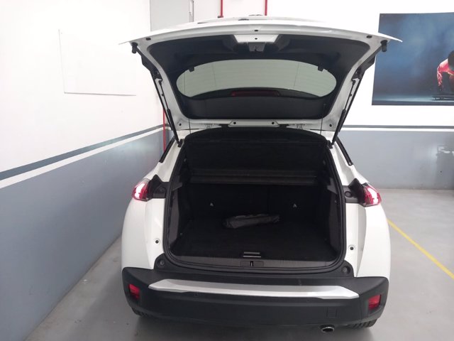 PEUGEOT 2008 1.5 bluehdi allure s&s 110cv