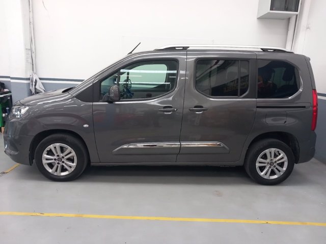 TOYOTA Proace City Verso 1.5D 100cv S&S mt5 L1 D Executive 7p.ti