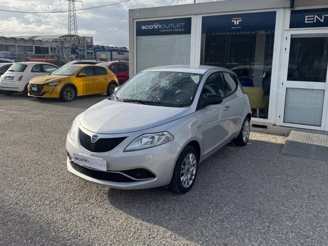 LANCIA Ypsilon 1.2 silver 69cv