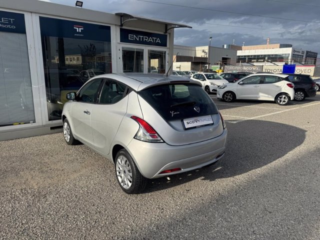 LANCIA Ypsilon 1.2 silver 69cv