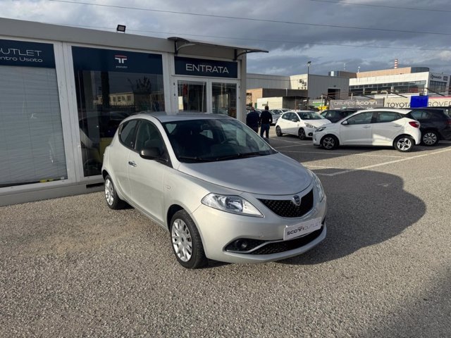 LANCIA Ypsilon 1.2 silver 69cv