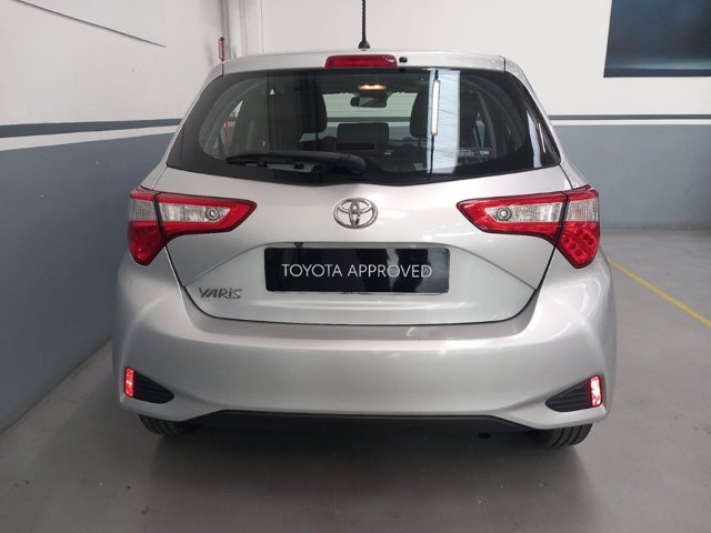 TOYOTA Yaris 5p 1.0 lounge my18