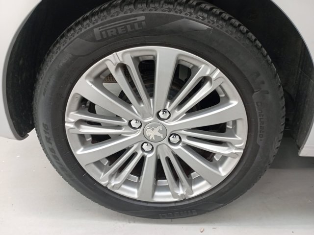 PEUGEOT 208 3p 1.2 puretech active 82cv