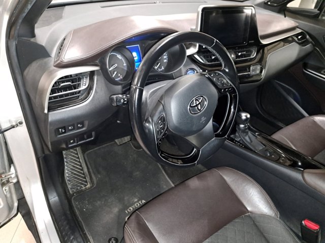 TOYOTA C-hr 1.8h lounge 2wd e-cvt