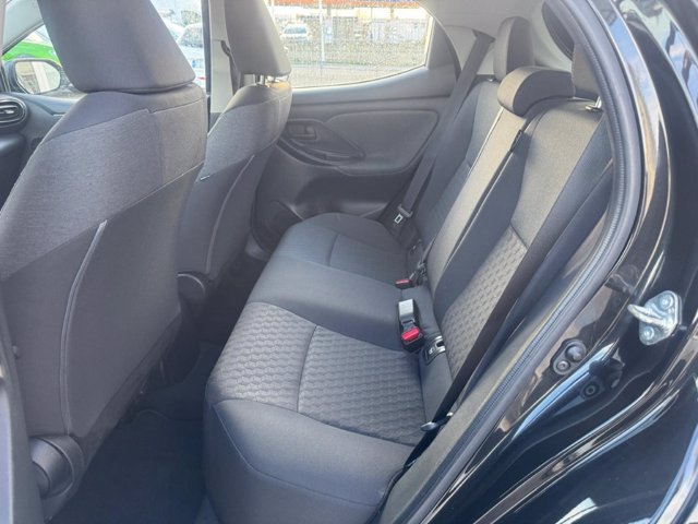 TOYOTA Yaris 1.0 trend