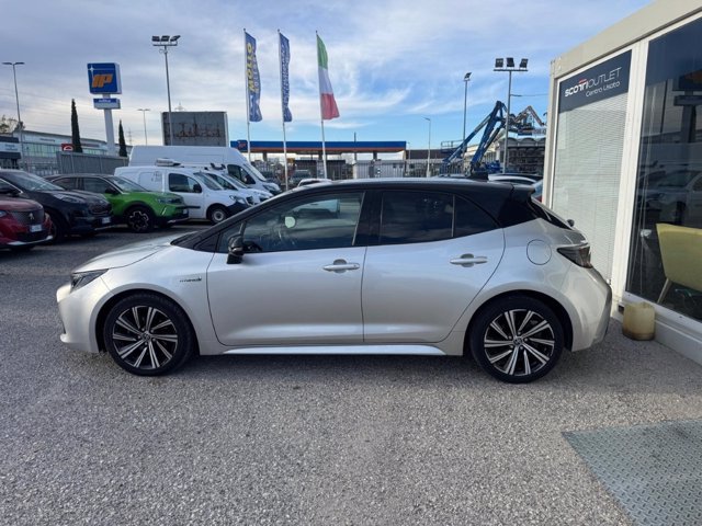 TOYOTA Corolla 1.8h style cvt