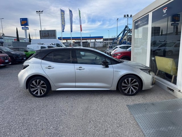 TOYOTA Corolla 1.8h style cvt