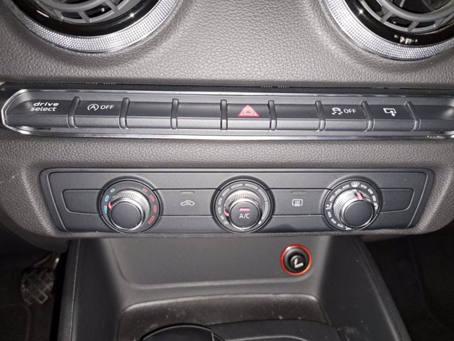 AUDI A3 Sportback 1.2 TFSI 110cv Business