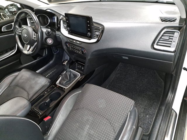 KIA Xceed 1.6 crdi style techno pack 115cv