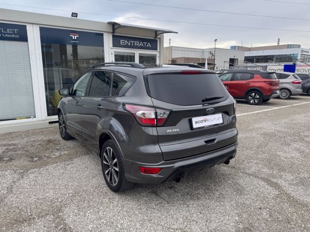 FORD Kuga 1.5 TDCI 120 CV S&S 2WD Powershift ST-Line