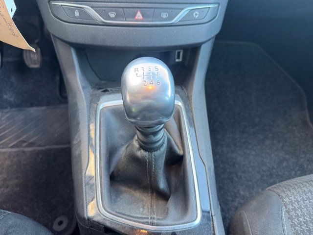 PEUGEOT 308 BlueHDi 100 S&S Active