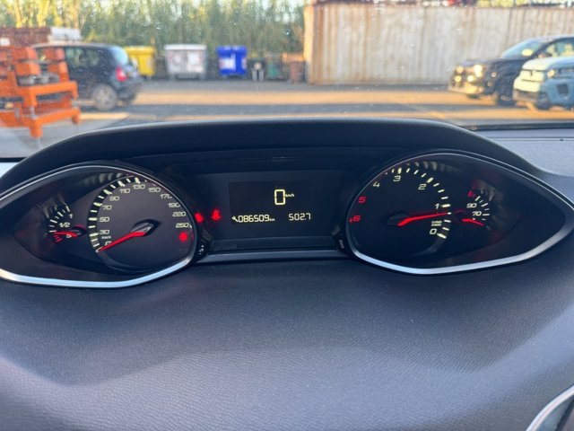 PEUGEOT 308 BlueHDi 100 S&S Active