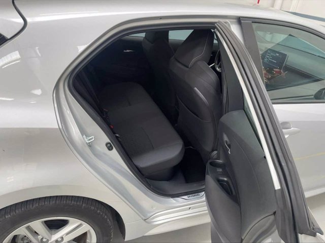 TOYOTA Corolla 1.8h active cvt