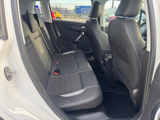 PEUGEOT 2008 1.6 bluehdi allure 100cv