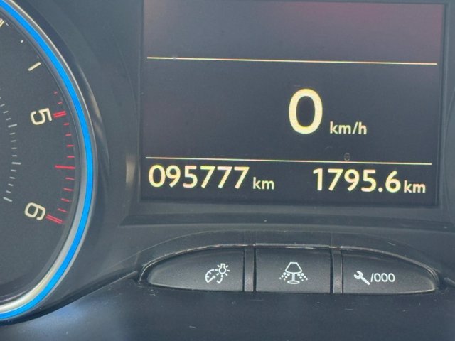 PEUGEOT 2008 1.6 bluehdi allure 100cv