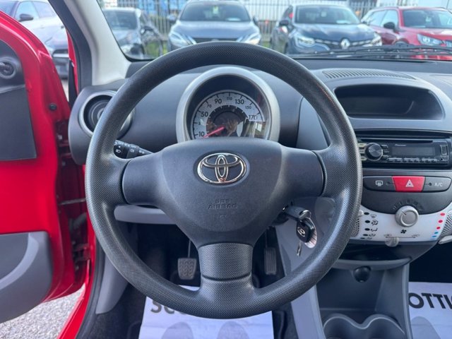 TOYOTA Aygo 5p 1.0 now fl